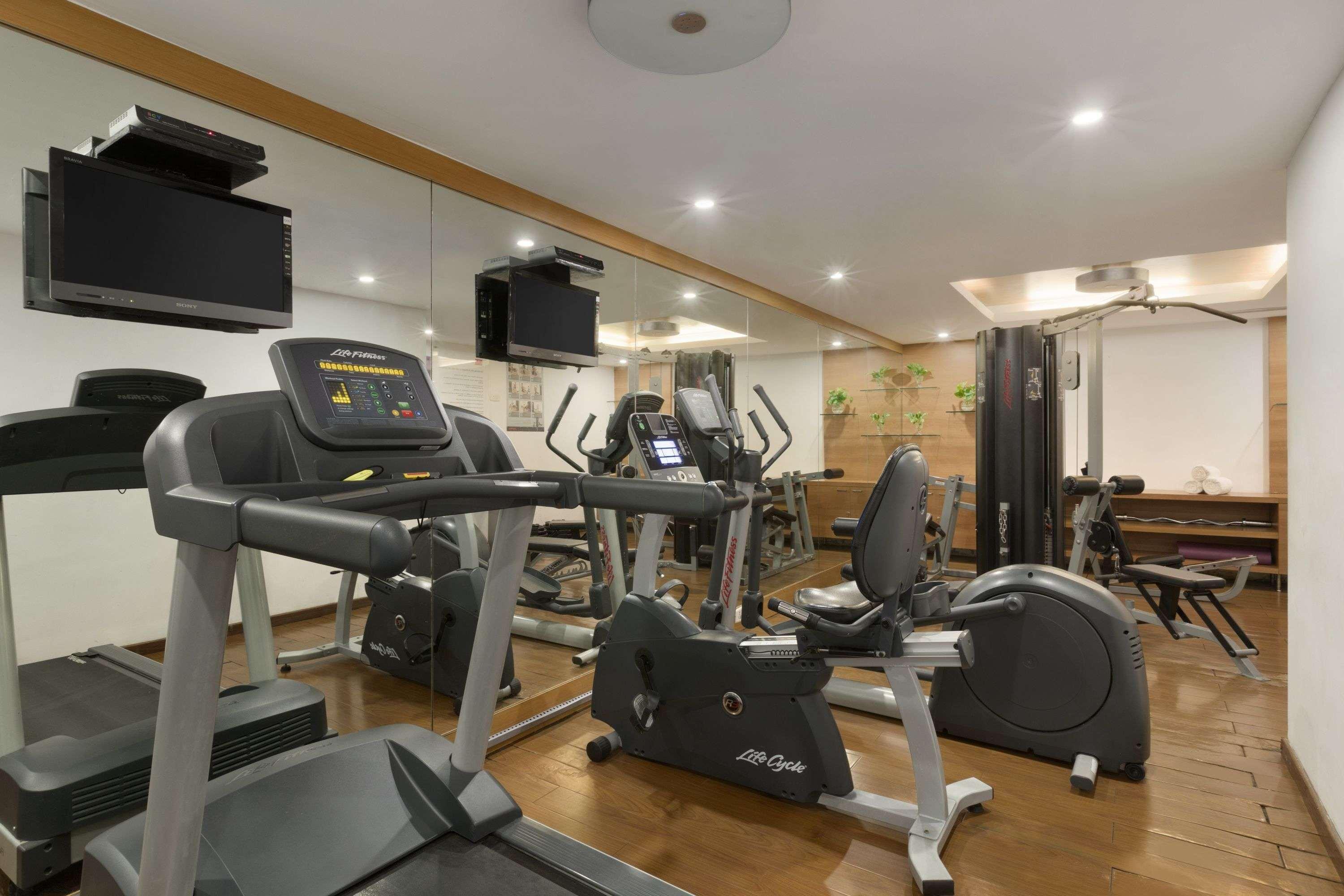 Ramada By Wyndham Chennai Egmore Esterno foto