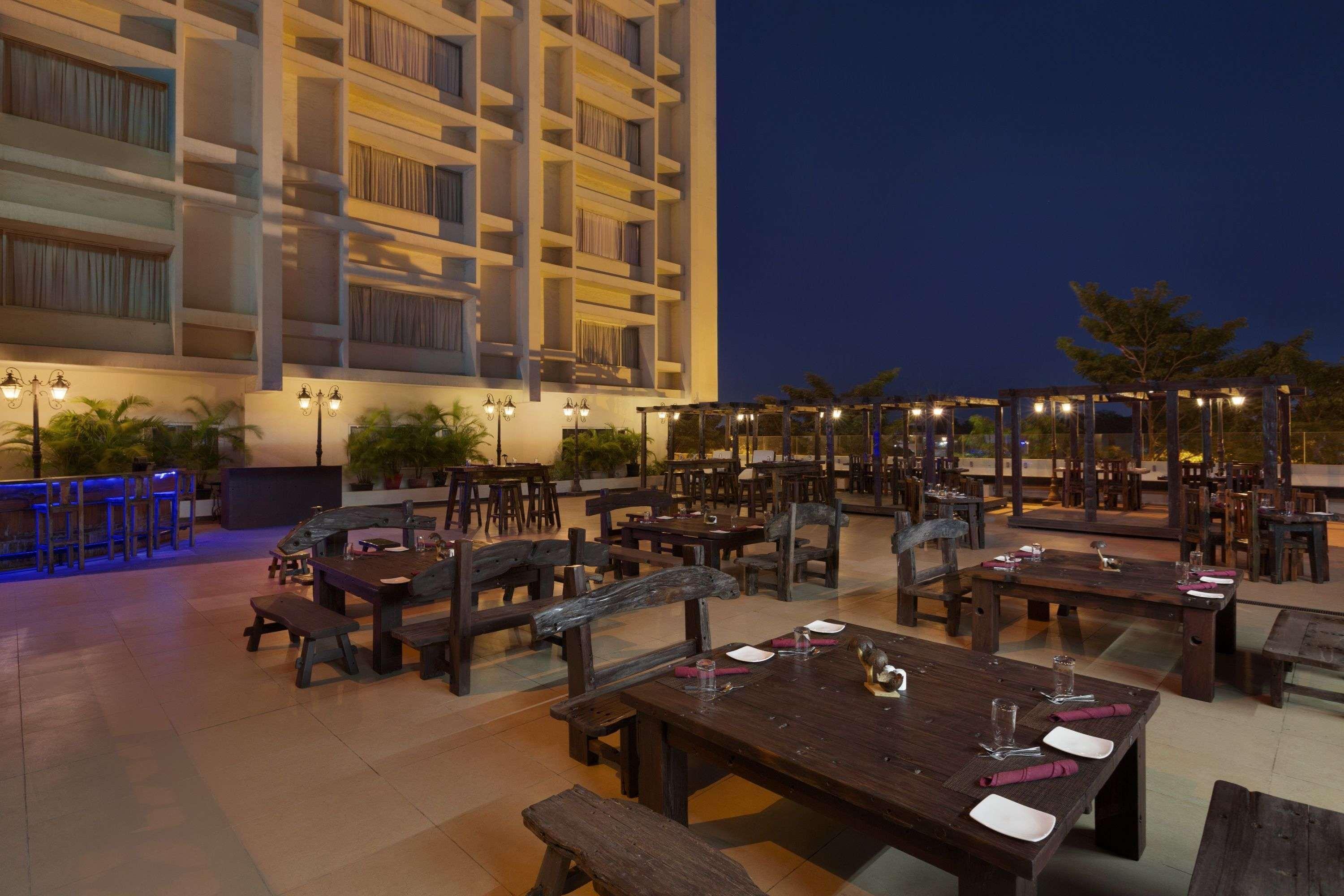 Ramada By Wyndham Chennai Egmore Esterno foto