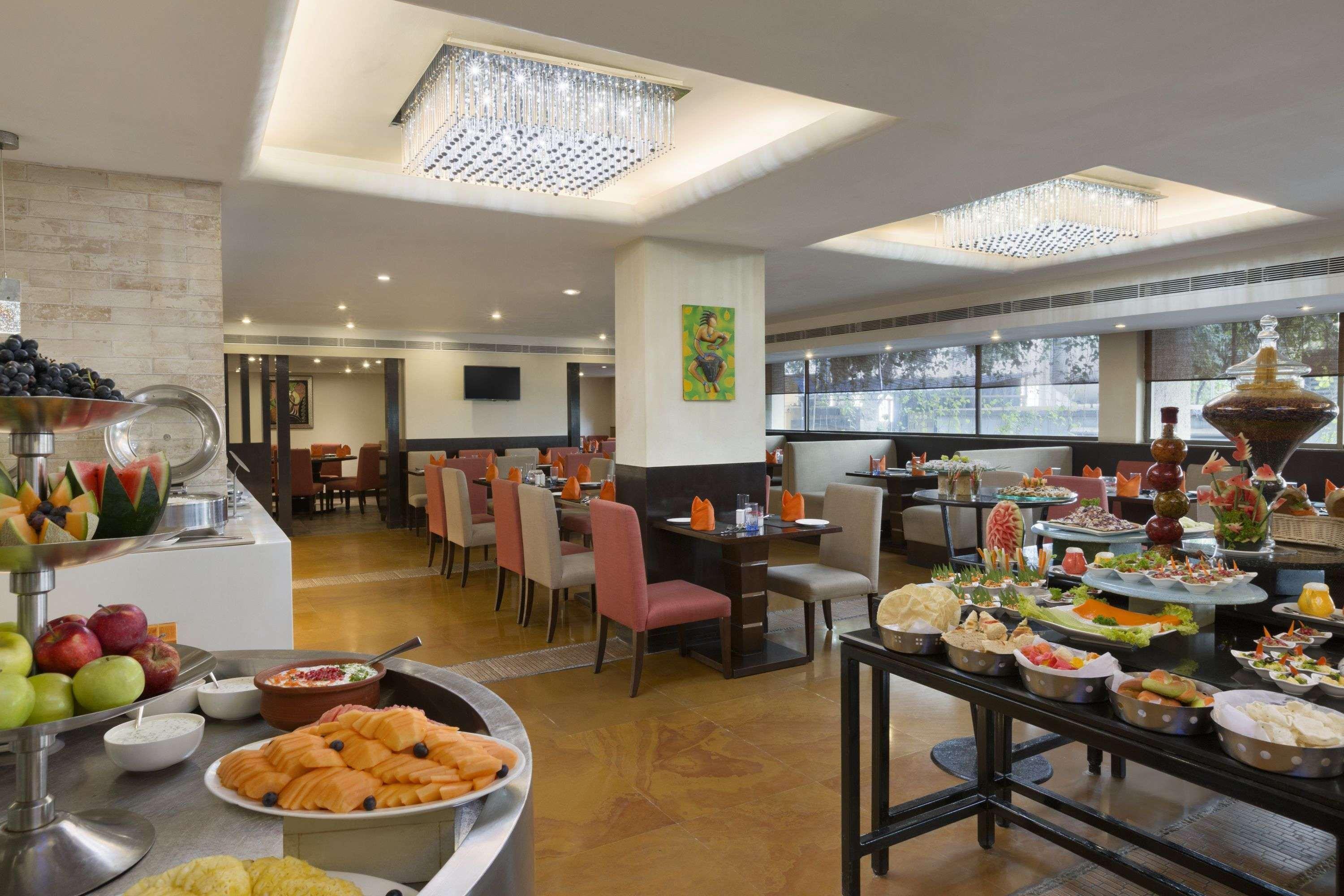 Ramada By Wyndham Chennai Egmore Esterno foto
