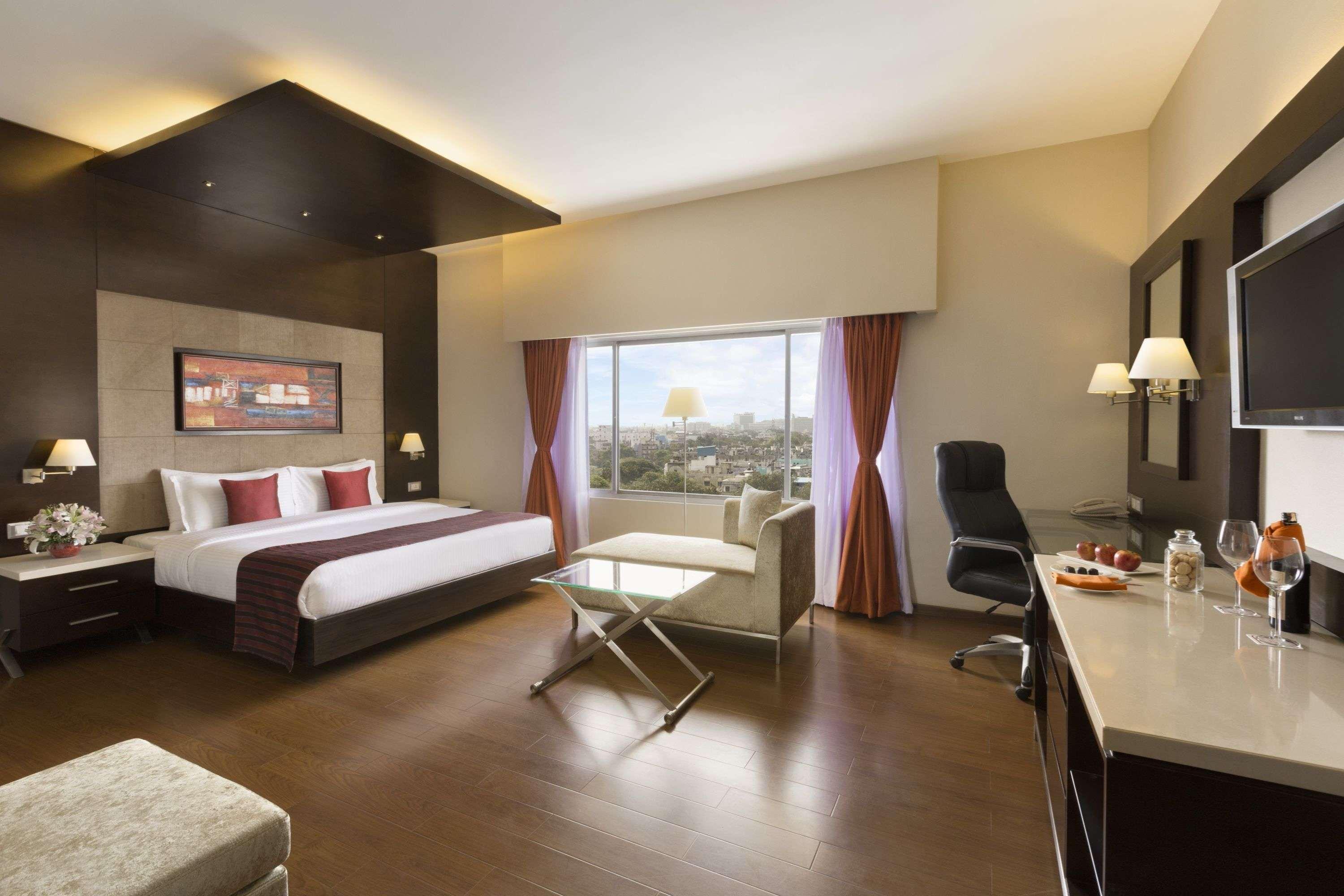 Ramada By Wyndham Chennai Egmore Esterno foto