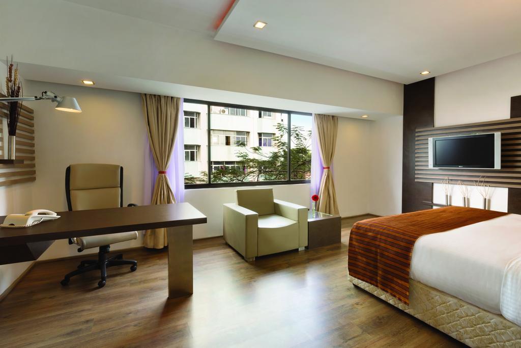 Ramada By Wyndham Chennai Egmore Esterno foto