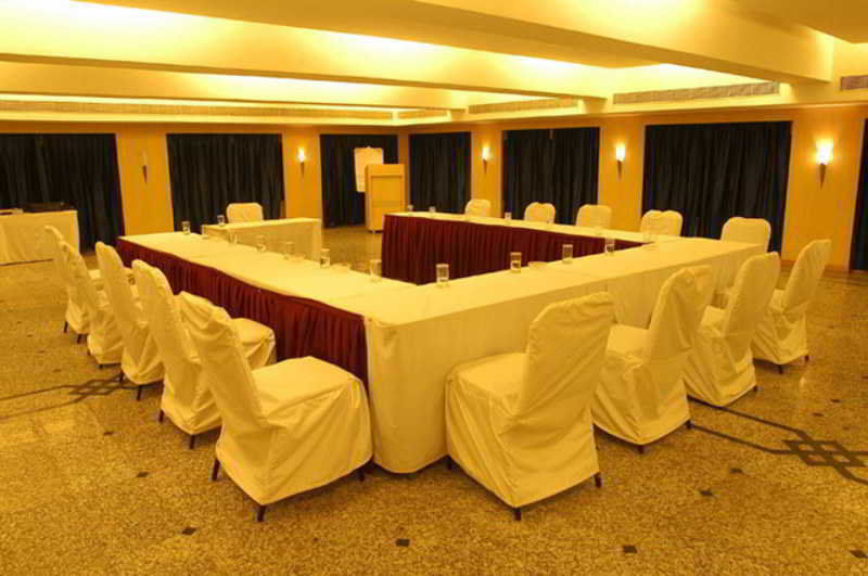 Ramada By Wyndham Chennai Egmore Esterno foto