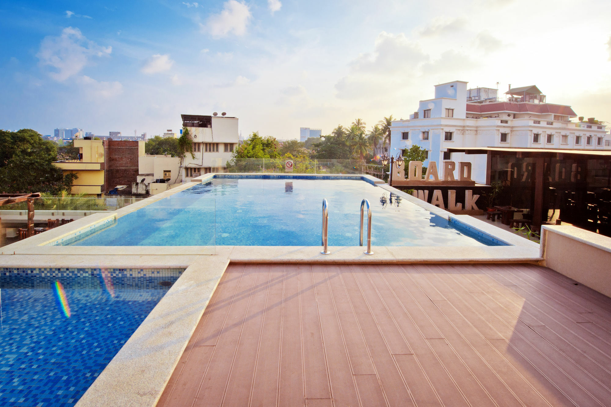 Ramada By Wyndham Chennai Egmore Esterno foto